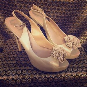 Champagne VC heel